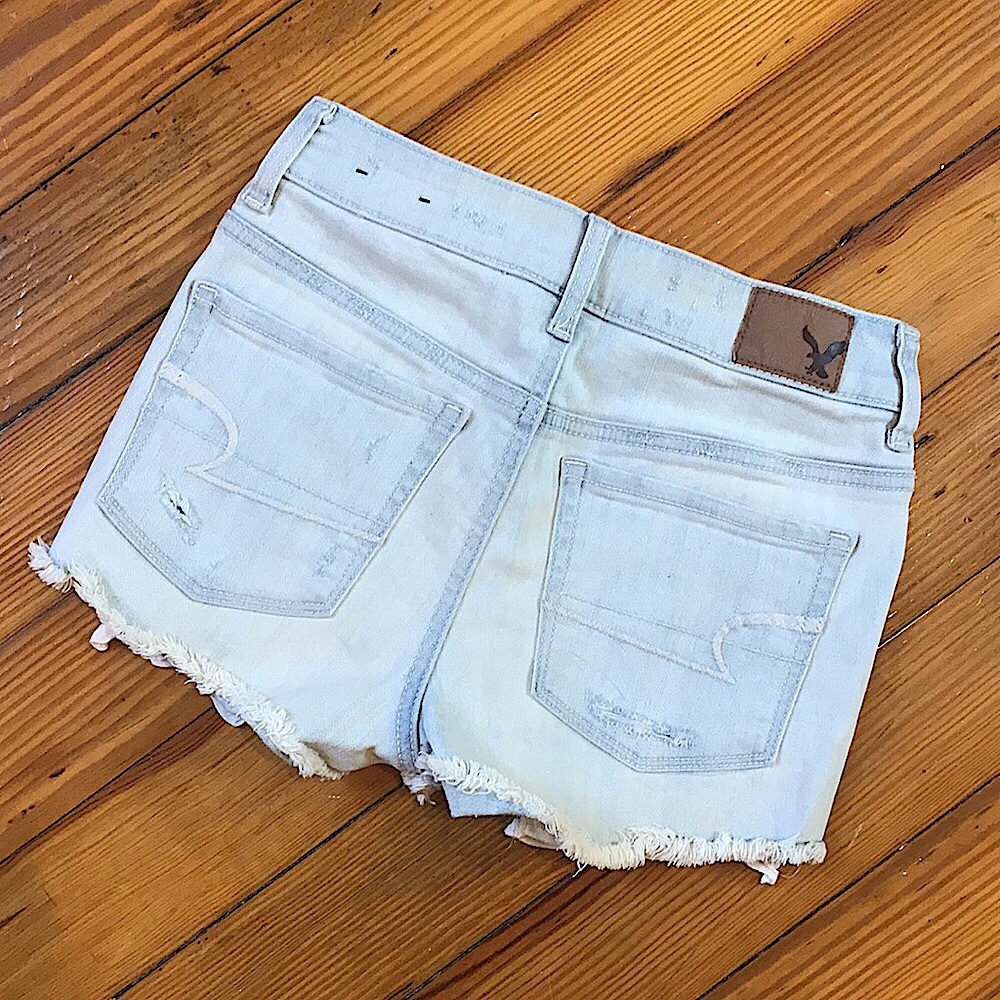 American Eagle High Rise Stretch Jean Shorts ✿ - Picture 3 of 8